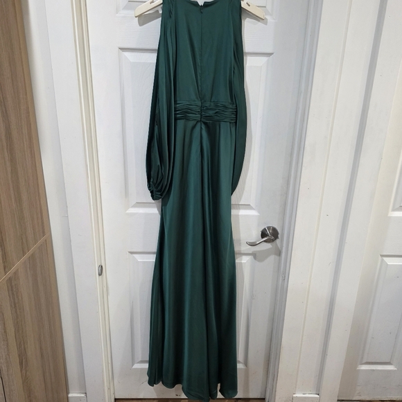 NWT Mac Duggal Cold-Shoulder Bishop Sleeve Keyhole Neck Dress - Picture 5 of 9